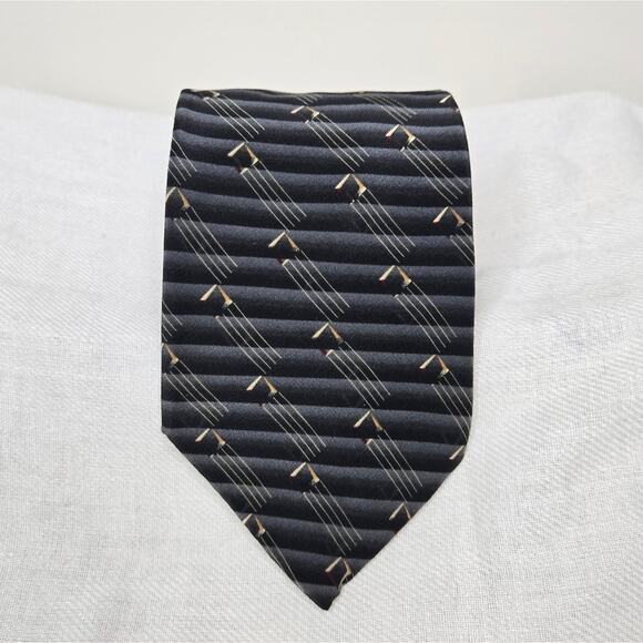 BILL BLASS Elegant Black Geometric Patterned Mens Silk Tie Classic Style - Picture 1 of 5